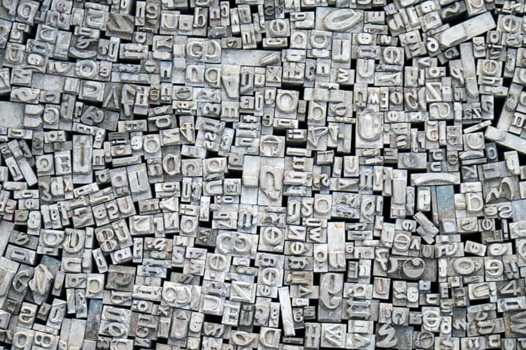 how-i-write-over-2-500-words-a-day-thinkwritten